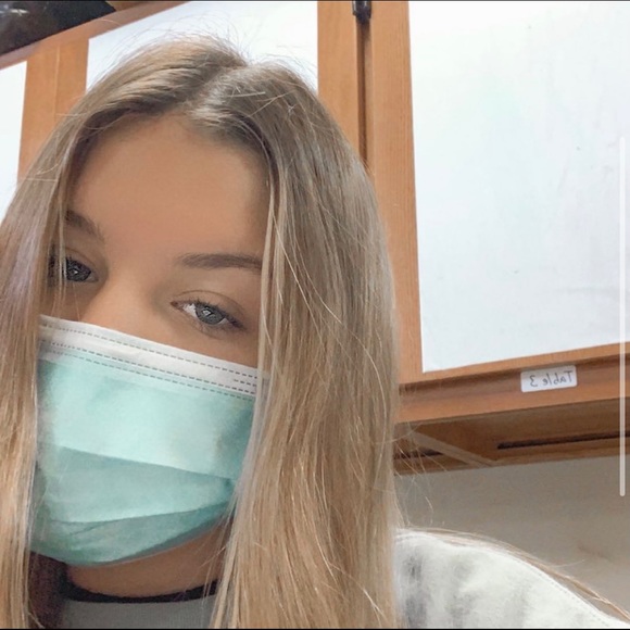 Meet your Posher, Lottie - Picture 1 of 1